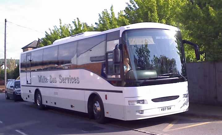 White Bus Dennis Javelin Berkhof Radial V917TAV